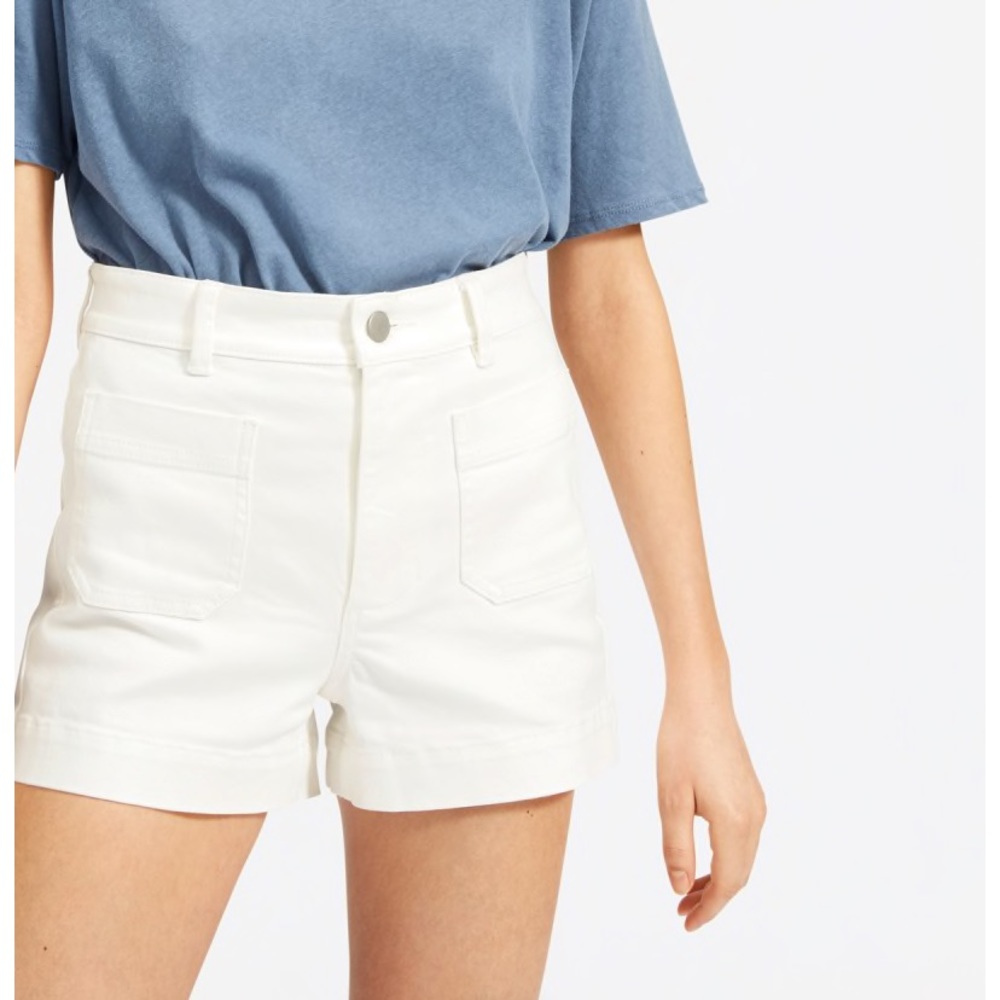 NWT Everlane Patch Pocket Short in Bone
